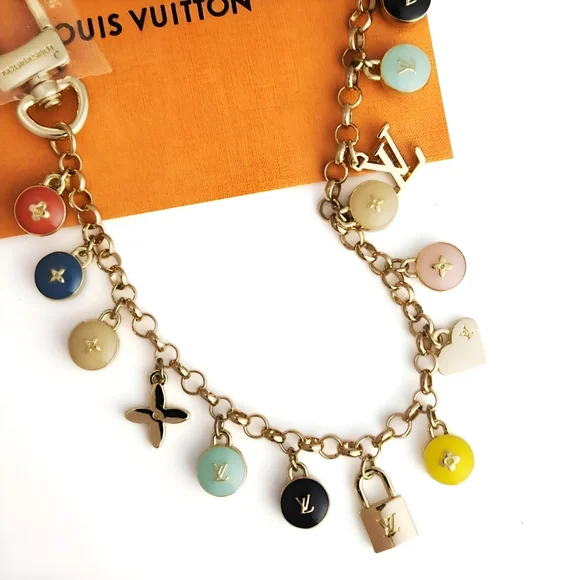 LV - Bag Charm - Picture 2 of 3